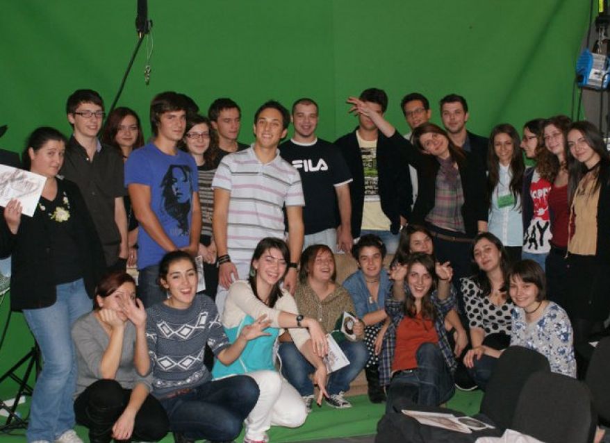 25 tineri initiati in arta cinematografiei
